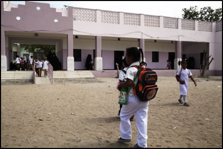 Students of the Khadijah School now enjoy their newly renovated school. © Mohammed Al-Sanabani/CLP