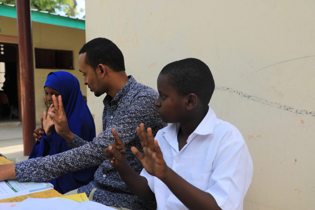 Teacher-Ahmed-Shafici-Mohamed-at-21-November-School-in-Mogadishu-1024x683 